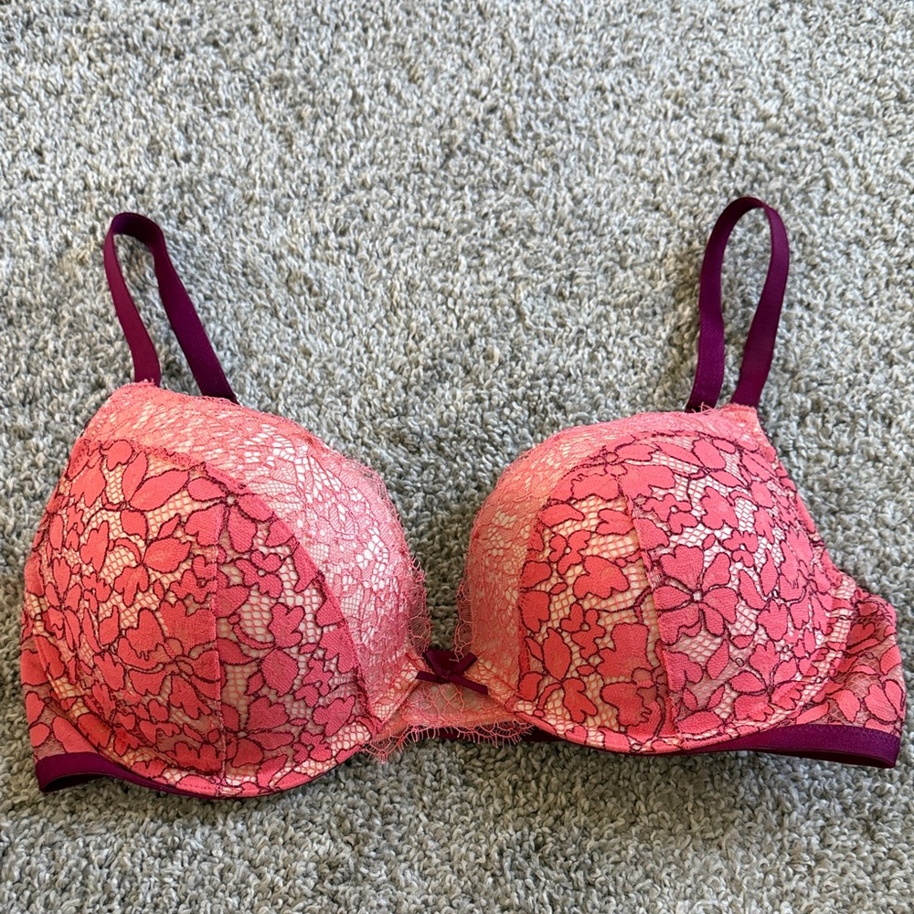 Victoria's Secret Pink and Burgundy Lace Bra